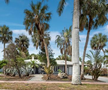 153 N ADAMS DRIVE