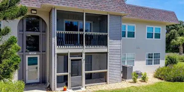 3800 SAXON DR