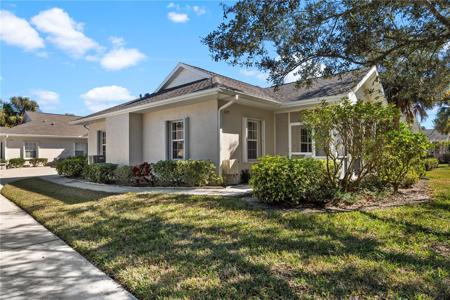 1577 RED OAK LANE