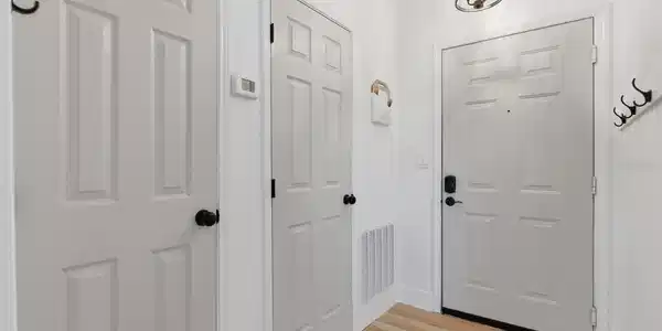 Image 4 Image 4