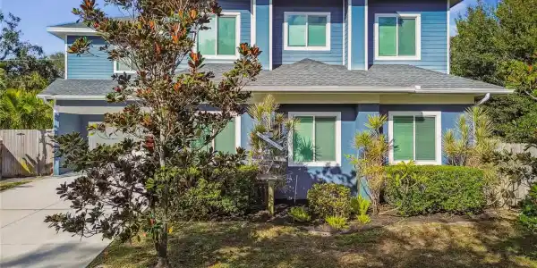 10555 LAKE BREEZE DRIVE