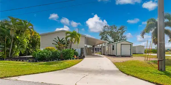 741 LONGBEACH COURT