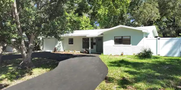 8245 32ND N