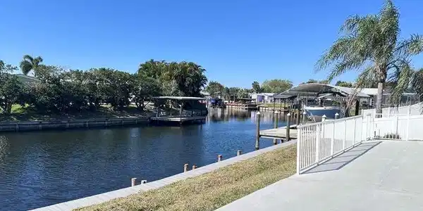 225 FLORIDA BOULEVARD