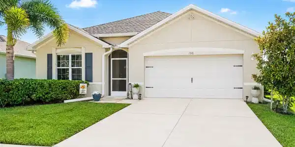 7048 WATERFORD PARKWAY