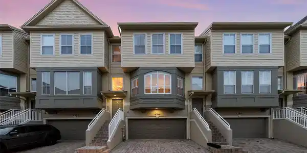 4338 SPINNAKER COVE LANE