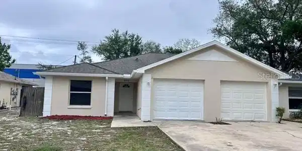2115 INDIA PALM DRIVE