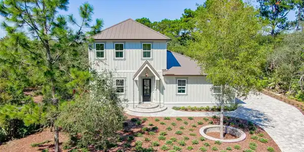 19 CINNAMON GROVE LANE