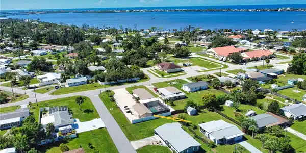 123 VIRGINIA COURT