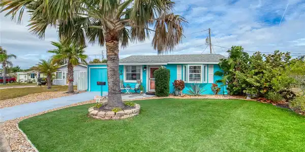 4 OCEAN SHORE DRIVE