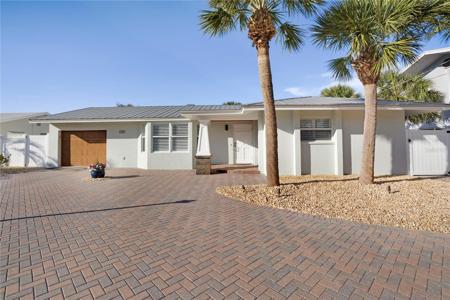 329 AVENIDA LEONA