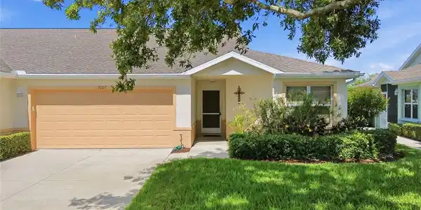 3007 LIVE OAK LANE