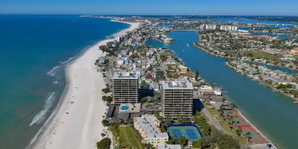 7600 BAYSHORE DRIVE