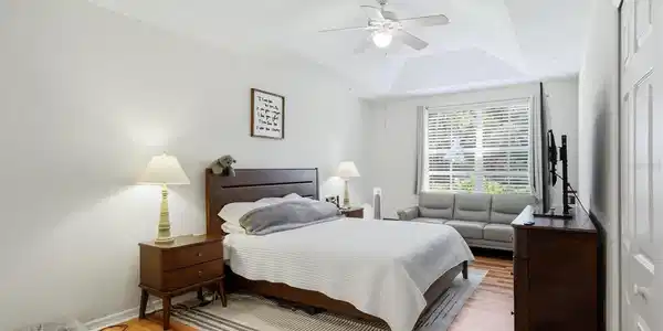 Image 4 Image 4