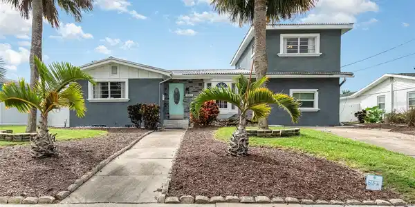 144 BOSARVEY DRIVE