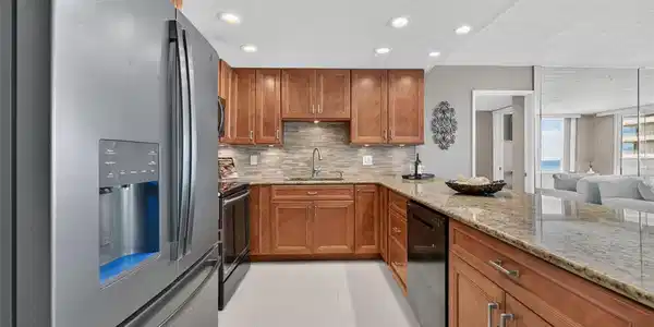 Image 4 Image 4