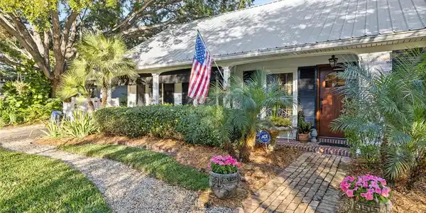1904 S HESPERIDES STREET