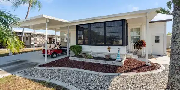 713 RIVERVIEW CIRCLE