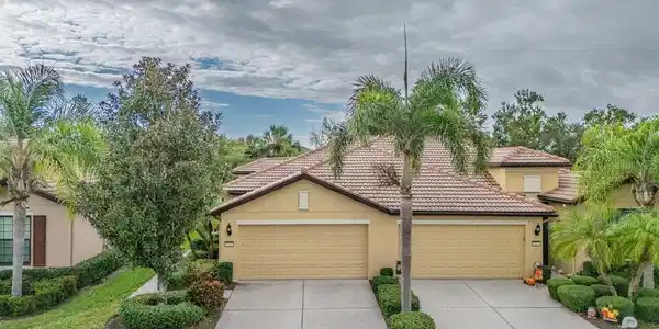 5521 SUNSET FALLS DRIVE