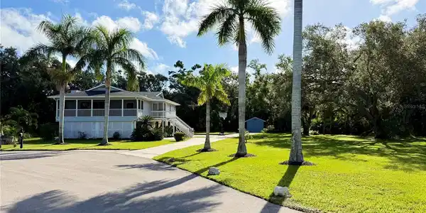 5203 15TH STREET W