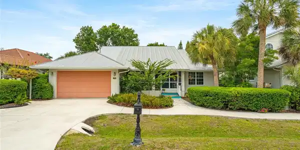 400 TORTUGA DRIVE