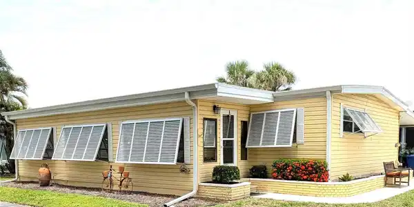 25 SAVONA AVENUE