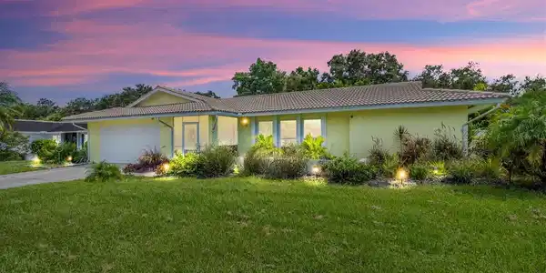 2920 CAPTIVA DRIVE