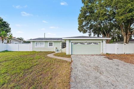 1665 PINELLAS POINT DRIVE S