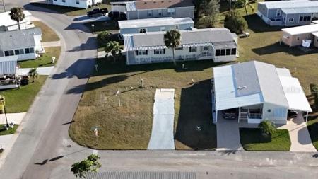 6704 NEIGHBORLY COURT