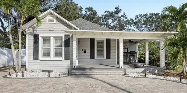 416 WILDWOOD WAY