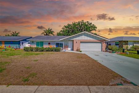 2005 39TH STREET W