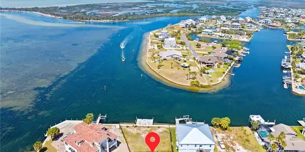3387 GULF WINDS CIRCLE