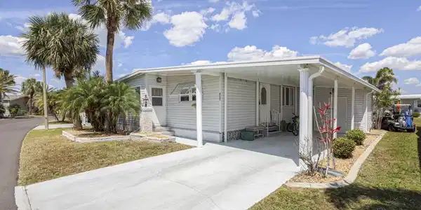 2100 KINGS HIGHWAY