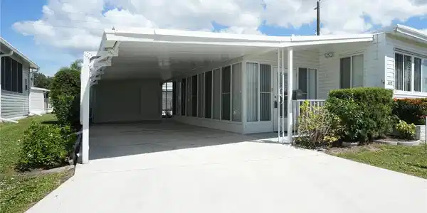 210 SOUTHWINDS DRIVE