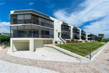 2820 BEACH