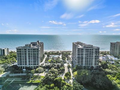 1241 GULF OF MEXICO DRIVE