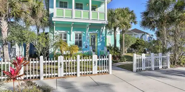 20 SANDY BEACH