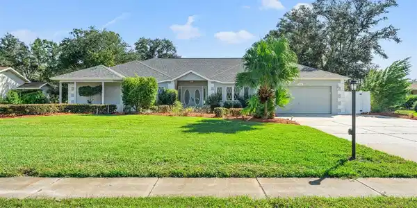 4276 RIVER BIRCH DRIVE