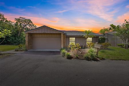 6101 WILLOW OAK CIRCLE