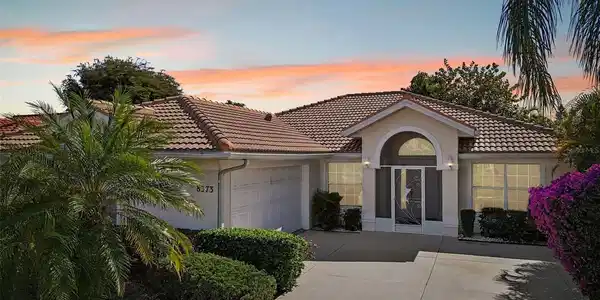 8373 PONDVIEW LANE