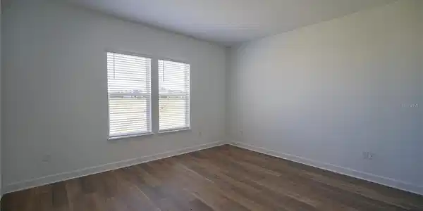 Image 4 Image 4