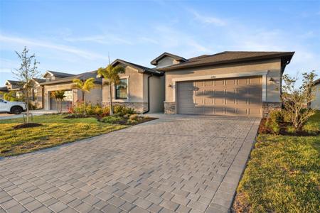 1590 SADDLEWOOD CIRCLE