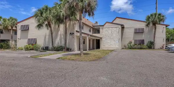 7291 CLOISTER DRIVE