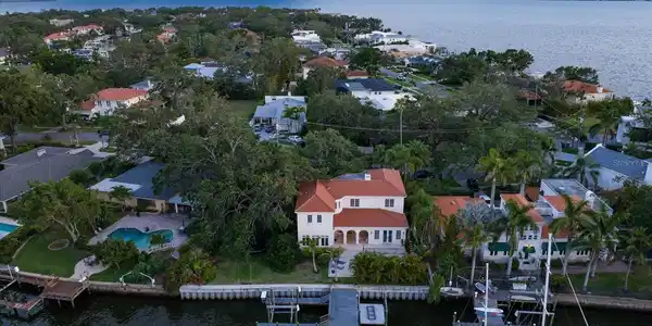 514 RIVIERA DRIVE