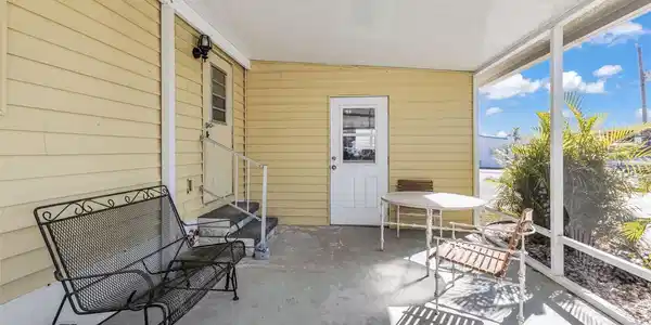 Image 4 Image 4