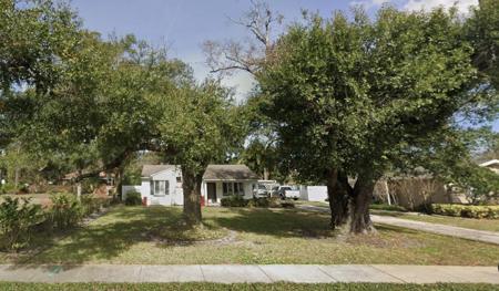 4013 W SWANN AVENUE