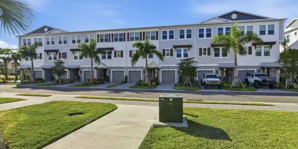1620 SEA HAVEN DRIVE