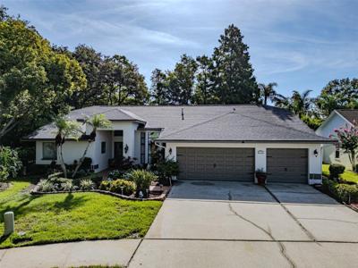 910 KINGSCOTE COURT