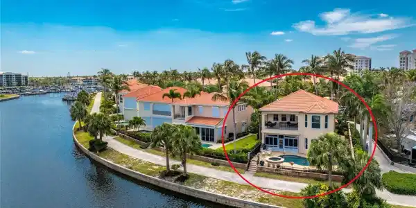 3337 SUNSET KEY CIRCLE