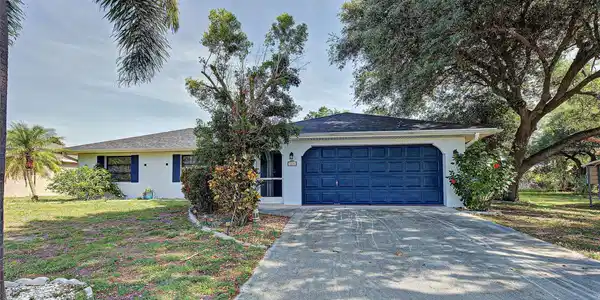 1236 FLEETWOOD DRIVE NW